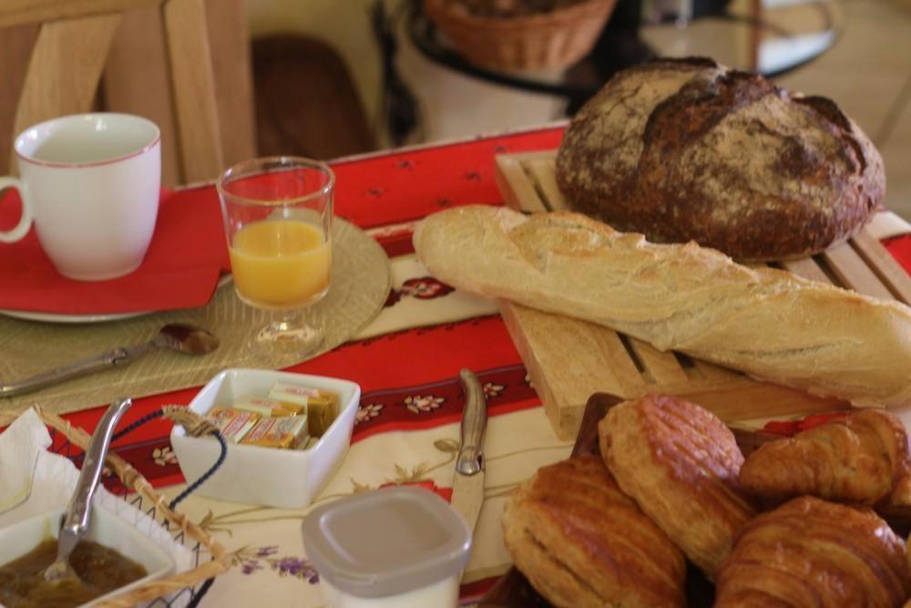 Bed and Breakfast Chez Marie-Anne Sacquenay Esterno foto